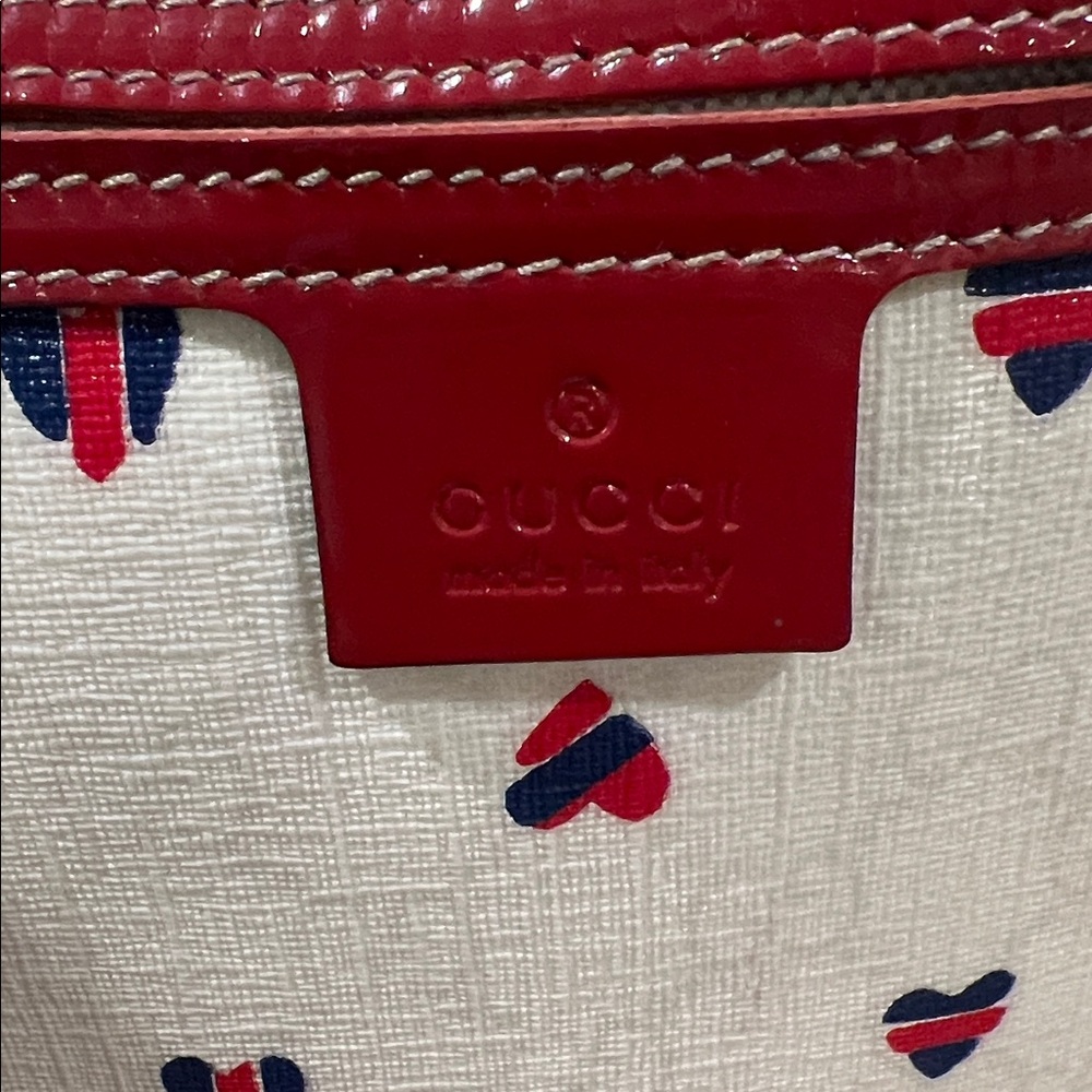 Gucci GG Supreme Heart Print Joy Tote Bag with COA EUC - Picture 15 of 17